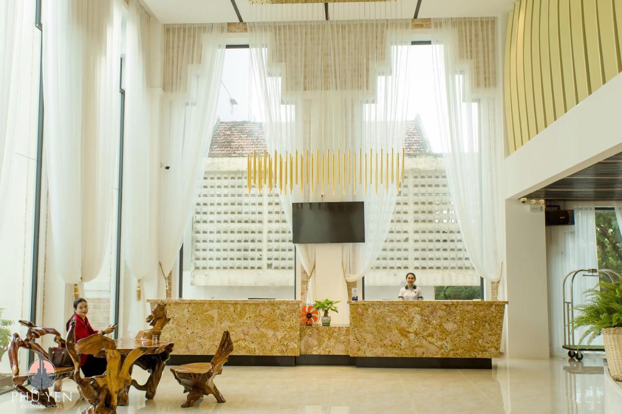 Phu Yen Everyday Hotel Tuy Hoa Exterior foto